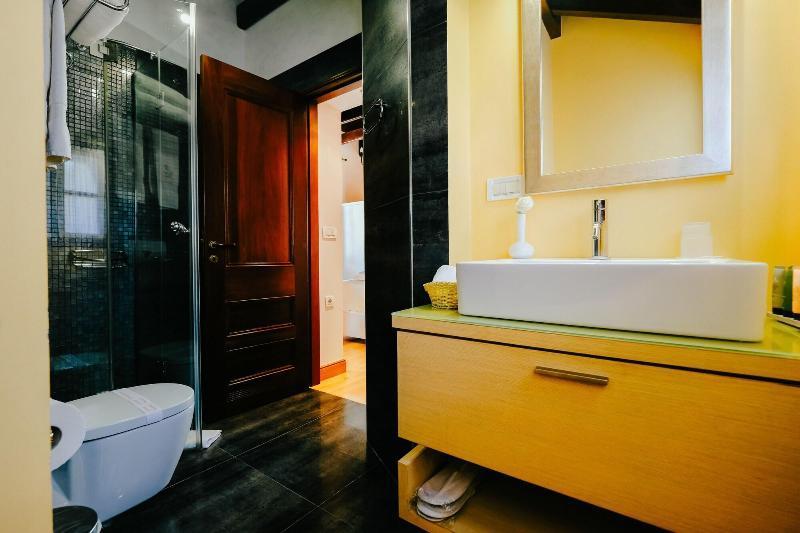 Rodos Niohori Elite Suites Boutique Hotel Rhodes City ภายนอก รูปภาพ